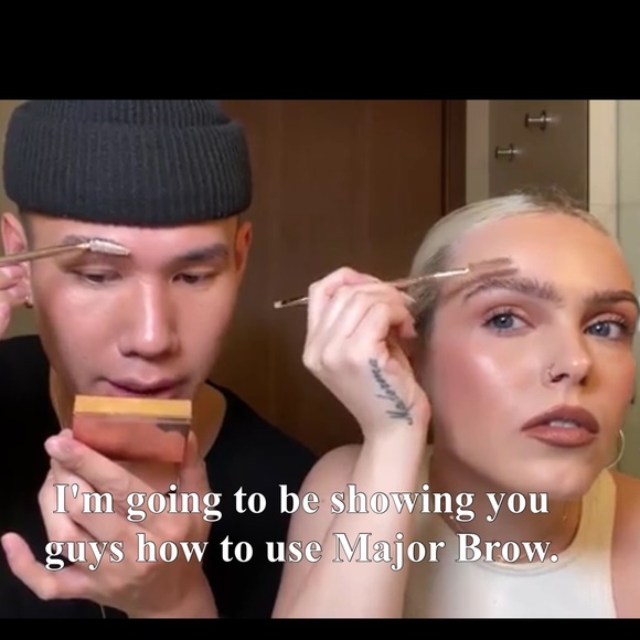 PATRICK TA Dual-Ended Brow Brush. New - Picture 2 of 4